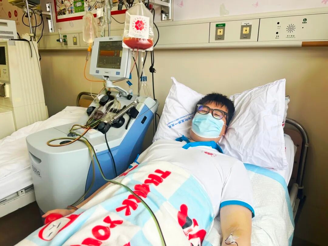 “我愿意”！w66集团集团95后技术骨干叶浩哲的“热血”吃嫉